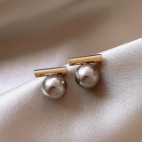 一横简约珍珠耳钉女时尚气质高级感小众百搭耳环韩国设计感耳饰品