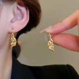 真金电镀树叶耳环欧美时尚百搭耳钩复古气质耳饰轻奢高级感女