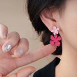 韩国春夏莱克茵蓝花朵耳环设计感小众耳钉少女时尚耳饰轻奢高级感