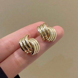 几何交错耳环小众设计感气质耳钉时尚简约金属冷淡风耳饰批发