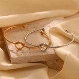 欧美跨境金属打结气质女士简约手镯爱心扭结小众高级感手环女批发