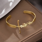 厂家批发新款字母faithC型钛钢简约百搭时尚手镯开口可微调手环