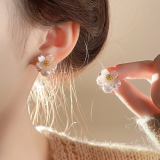 镶钻花朵珍珠耳钉女时尚简约气质耳环新款通勤耳饰设计感小众