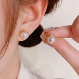 小巧精致复古马贝珍珠锆石耳钉小众设计感高级感时尚耳环