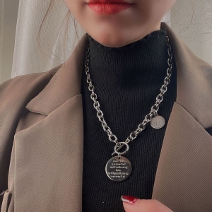 @特价欧美风个性街头嘻哈字母圆牌项链时尚潮流链条ins网红锁骨链