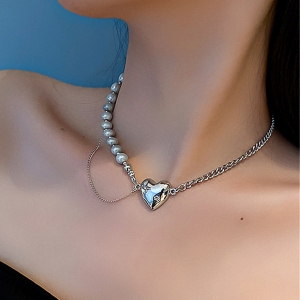 @特价不对称珍珠拼接爱心项链女甜酷风chocker微镶锆石链条锁骨链