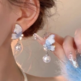 水晶蝴蝶优雅耳钉女时尚百搭珍珠耳坠小众设计轻奢高级感气质耳饰