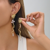 2025新款轻奢风锆石金色蝴蝶耳环超仙汉服古风耳饰粉色花朵耳钉女