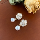 @特价韩国黑色玫瑰花珍珠花朵气质高级大气立体花瓣耳钉女耳女