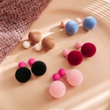 简约撞色植绒圆球饰品小众甜美双面大小球耳钉高级感可爱通勤耳饰