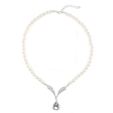 珍珠项链颈链轻奢小众高级感锁骨链2025新款晚礼服配饰女