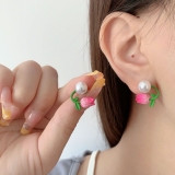 夏日小清新粉色郁金香简约珍珠耳环女小众时尚温柔百搭耳饰品批发