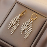 时尚轻奢高级感满钻几何双菱形耳扣个性精致百搭超闪耳坠耳饰批发