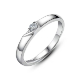 永结同心情侣戒指男女ins时尚轻奢不掉色爱心对戒情人节礼物