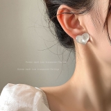 果冻爱心耳环小众设计感高级耳钉女2025年新款潮耳夹无耳洞女简约