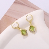 @特价 爆款复古新中式猫眼石耳环女气质小众设计感耳扣网红水滴耳饰批发