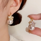 法式轻奢高级感水钻花朵珍珠耳扣女网红时尚双面耳环气质百搭耳饰