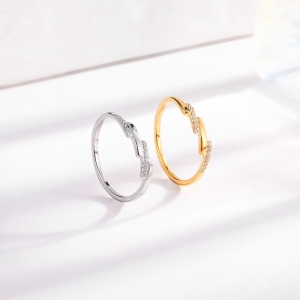 气质高级斜排微镶钻钛钢戒指女小众设计高级感百搭情侣对戒潮配饰