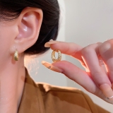 2025爆款小众高级金属感耳环女韩系时尚轻奢百搭气质磨砂耳圈耳扣