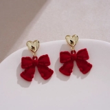 复古赫本风耳钉红色丝绒蝴蝶结毛绒耳环冬季高级感气质甜美耳坠女