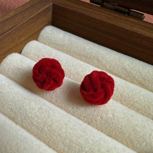 复古赫本风打结耳钉女法式时髦气质耳饰品小众百搭高级感植绒耳环