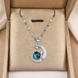 新款梦幻星球月亮星空轻奢气质华丽微镶锆石项链女式百搭锁骨链