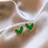 个性法式精致小巧微镶爱心耳环女气质甜美高级感气质耳钉耳饰