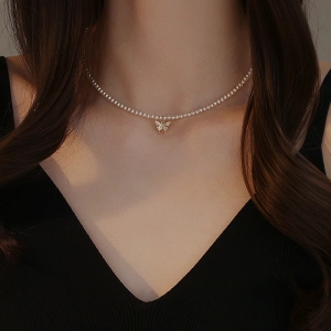 蝴蝶珍珠项链女2026新款爆款气质锁骨链小众设计感高级颈链